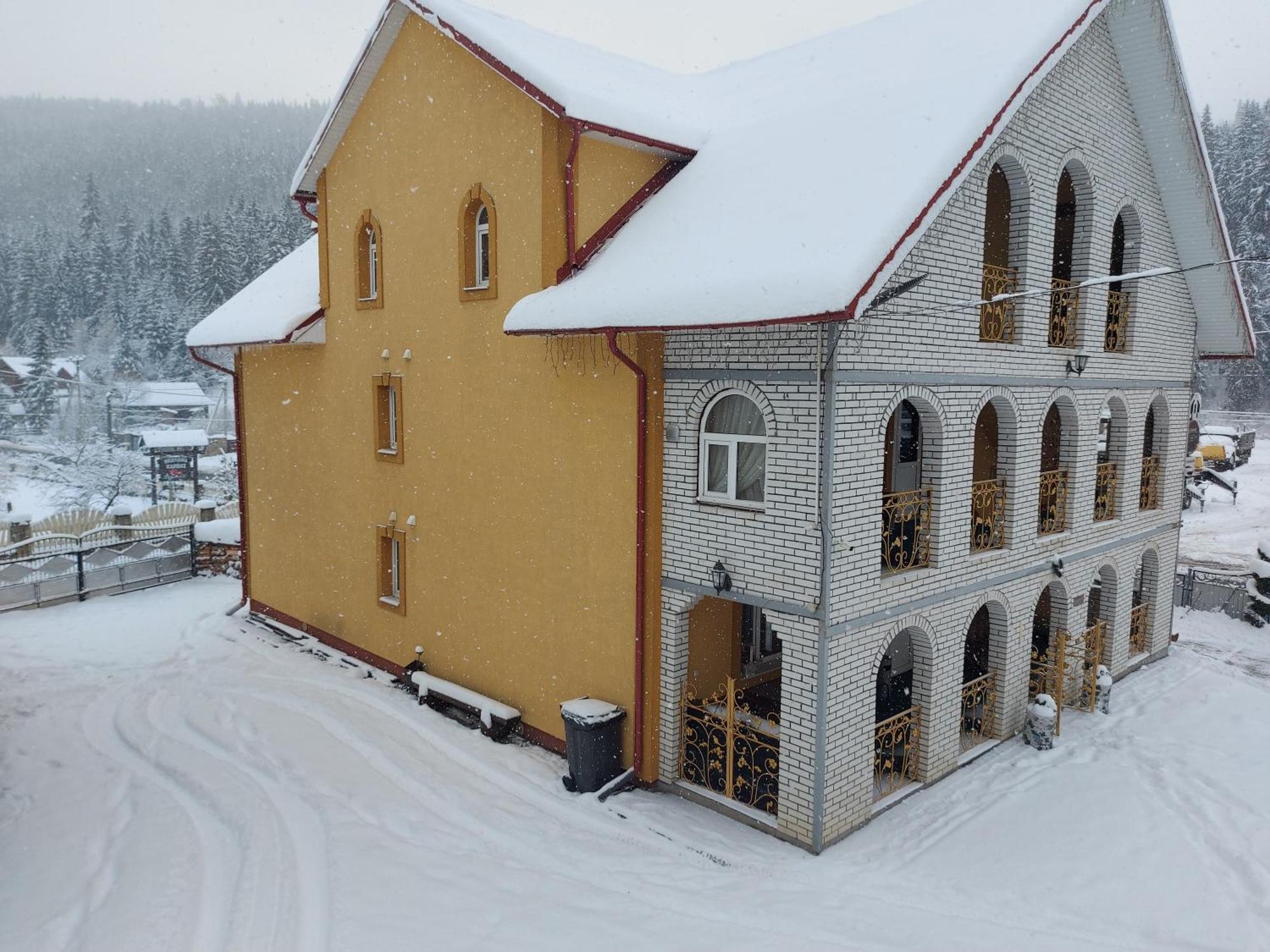 "Як Вдома" Буковель Hotel Exterior foto